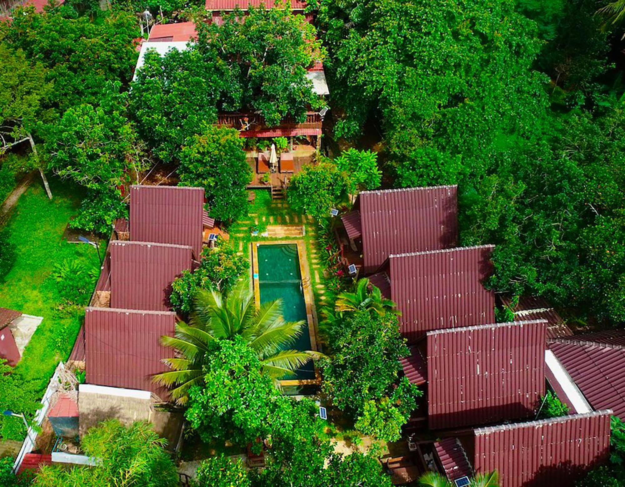 Mondulkiri Pizza Bungalows センモノロム エクステリア 写真